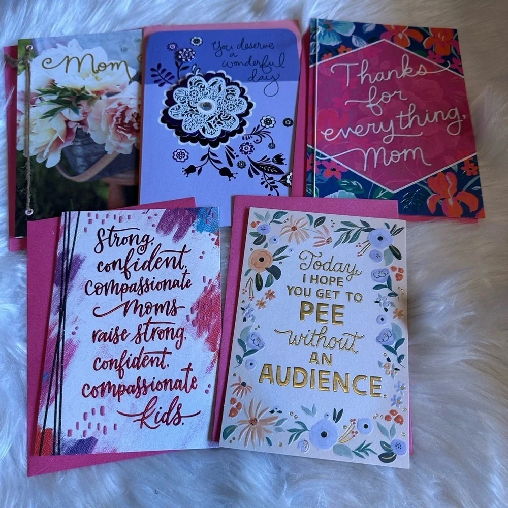 🩵5/$8 Set of Colorful Mother's Day Cards